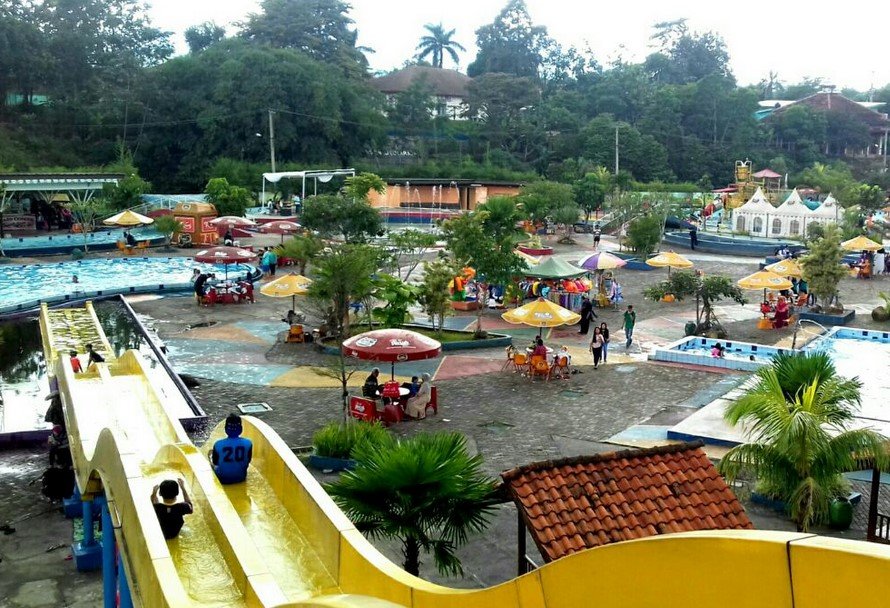 Gumati Waterpark Bogor