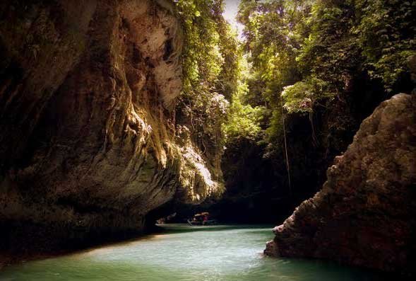 Kawasan Wisata Cukang Taneuh Pangandaran