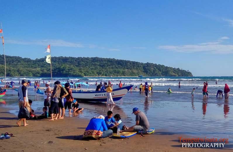 Fasilitas Di Kawasan Wisata Pantai Pangandaran