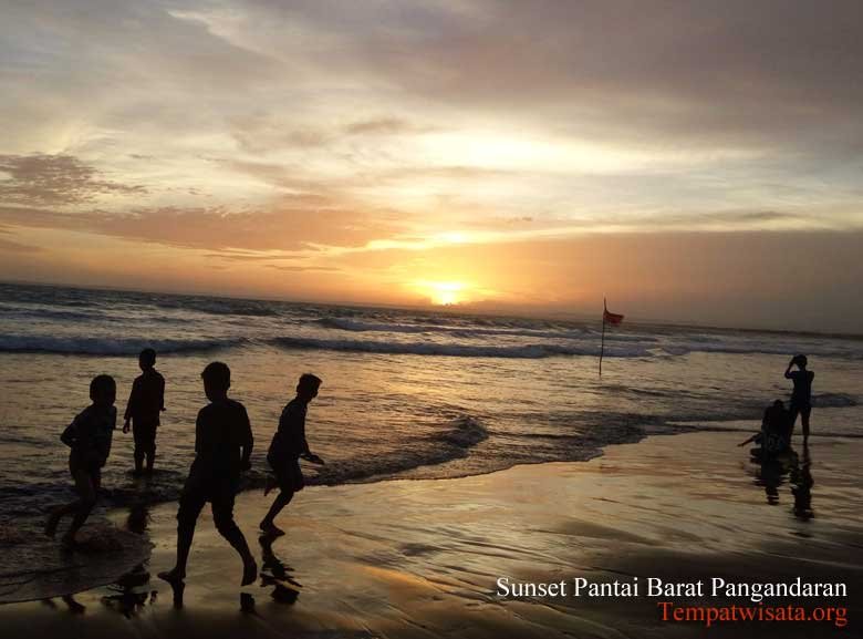 Sunset Pantai Barat Pangandaran