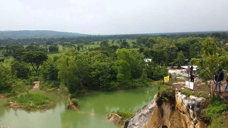 Telaga Biru Semin