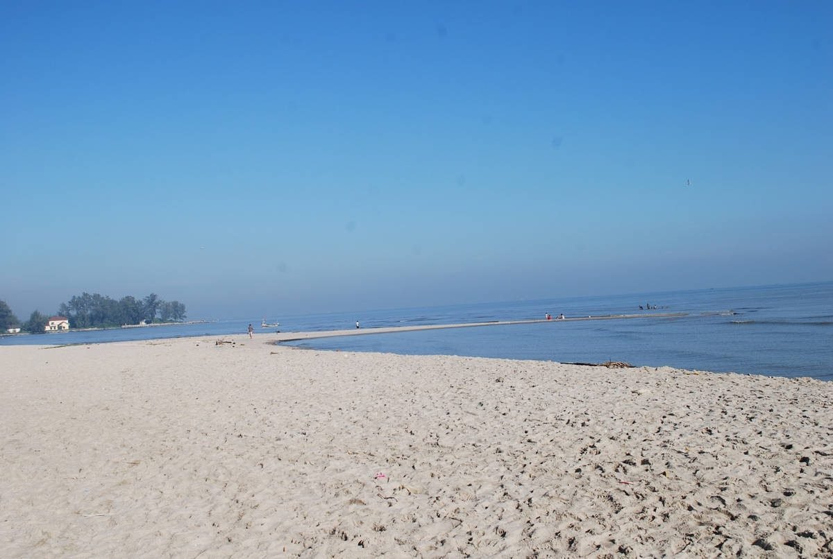 1. Pantai Sri Mersing - Tempat Romantis di Medan