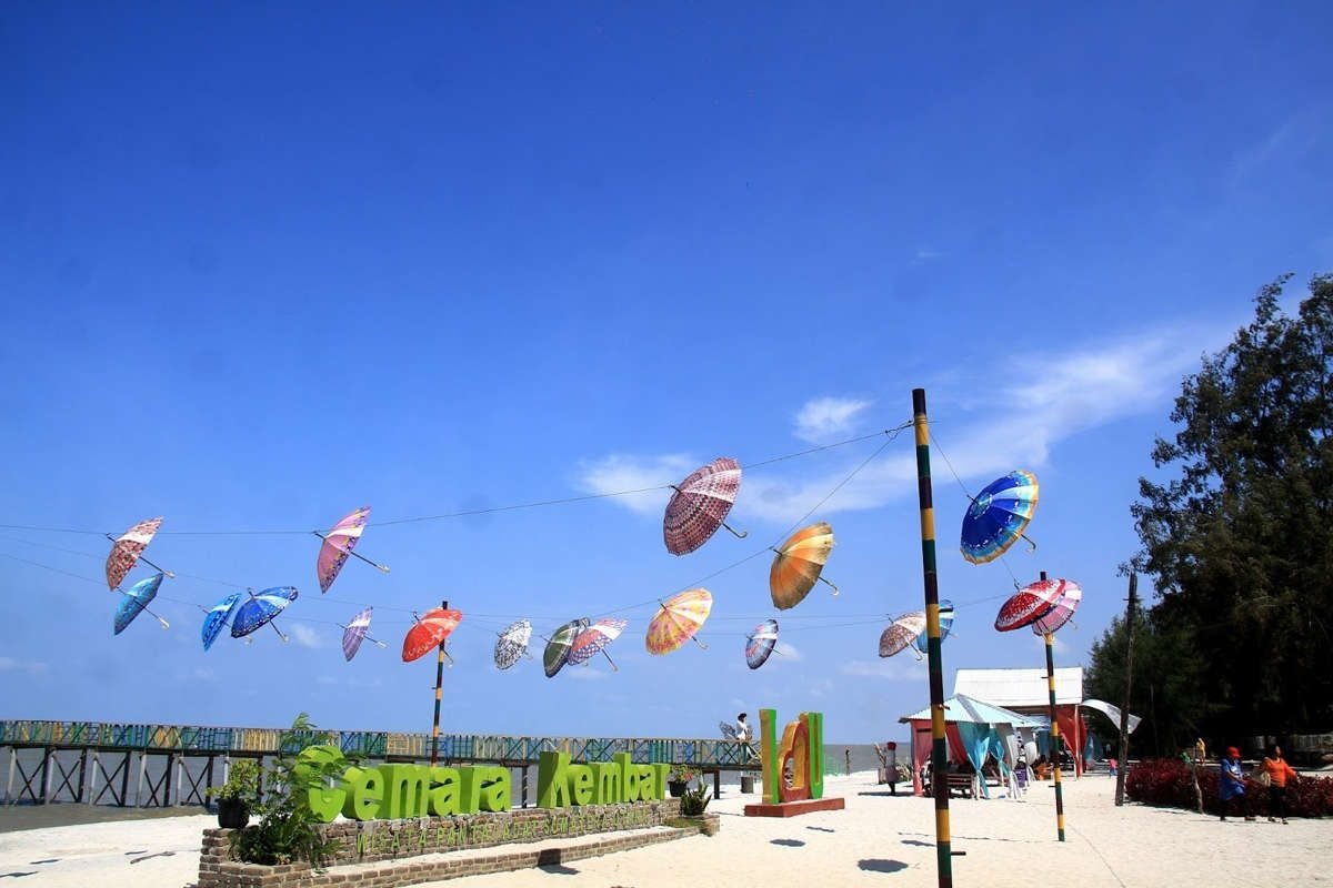 2. Pantai Cemara Kembar - Tempat Romantis di Medan