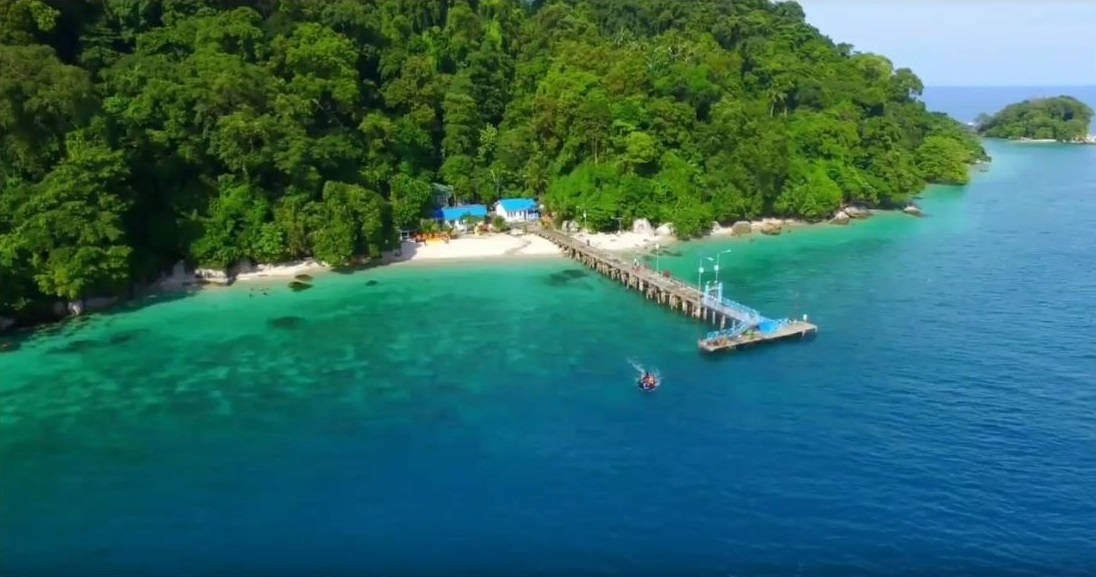 2. Pulau Berhala - Tempat Romantis di Medan
