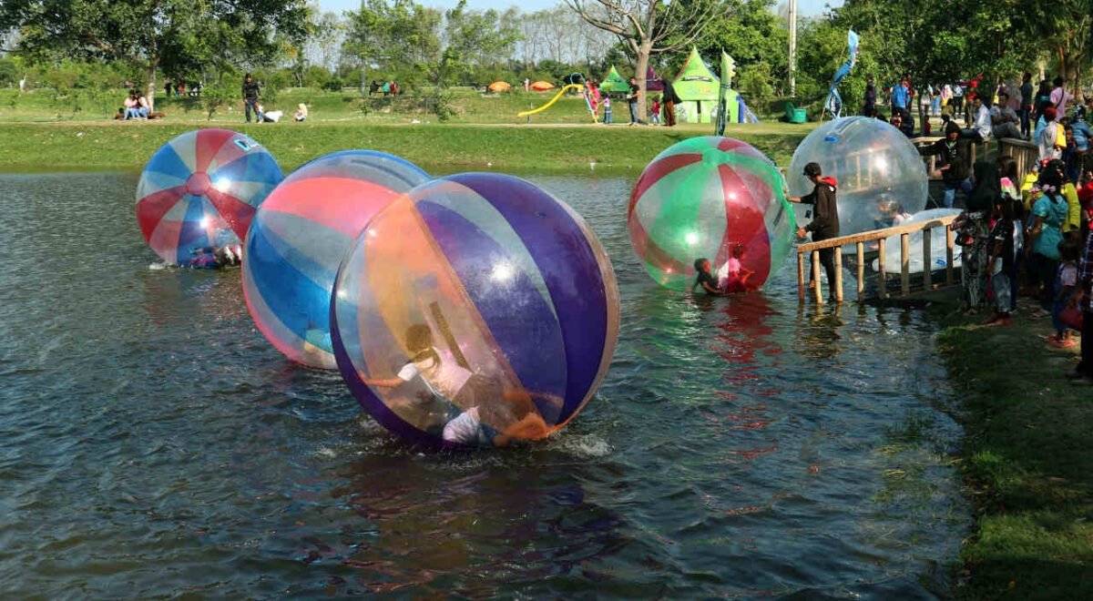 2. Taman Air Percut - Tempat Romantis di Medan
