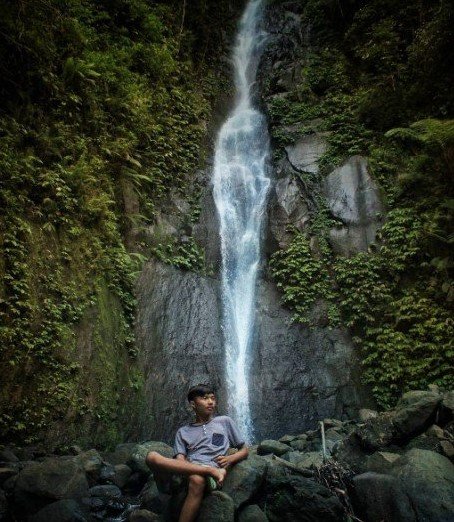 Air Terjun Batu Apeq
