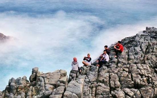 Pantai Semeti