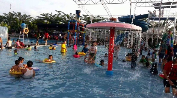 Kolam Renang di Cirebon