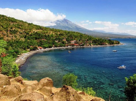 Objek Wisata Pantai Amed Bali 