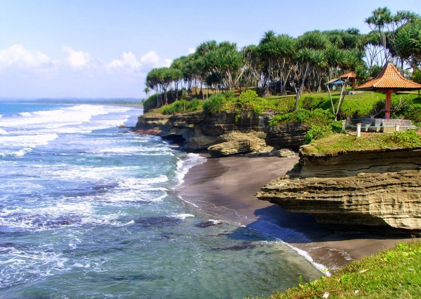 Pantai Batu hiu