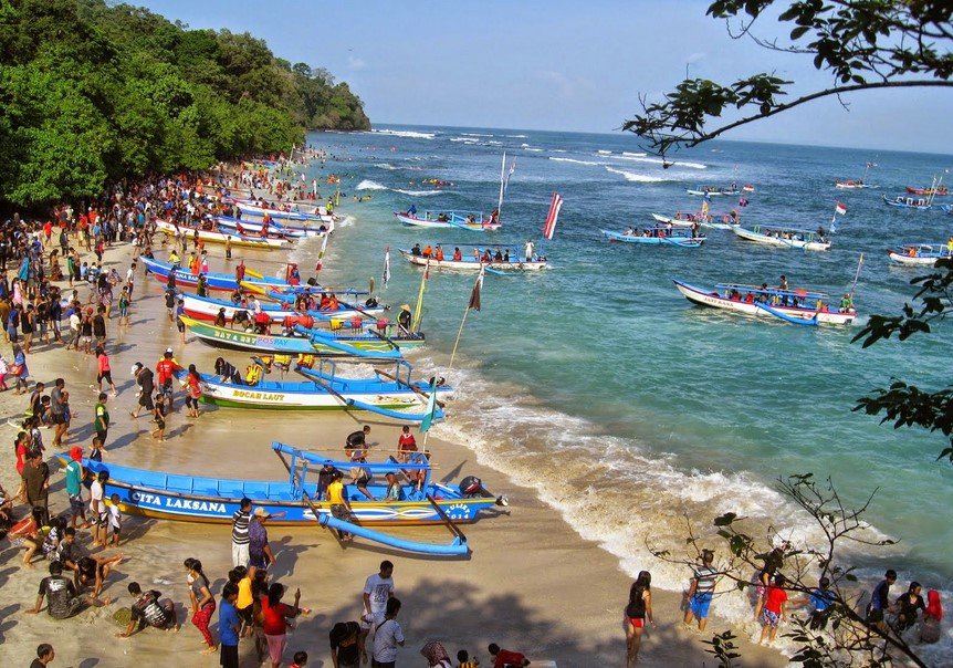 Pantai Pananjung
