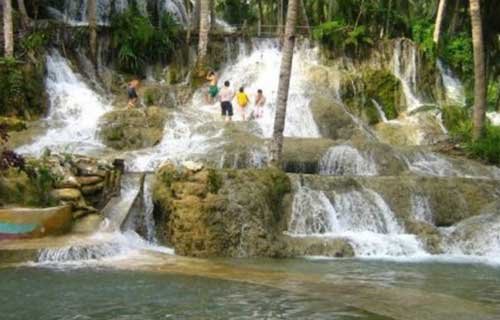 Air Terjun Bertingkat