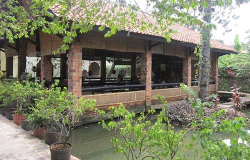 Pondok Laras