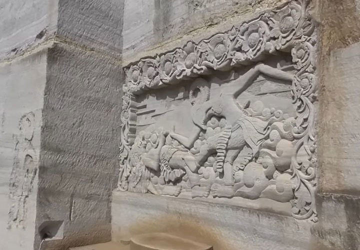 ukiran wayang Tebing Breksi