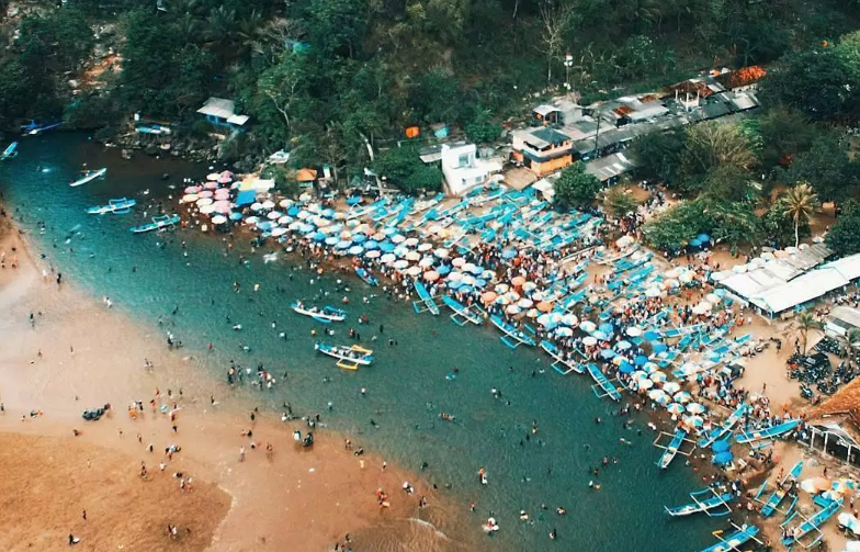 Pantai Baron
