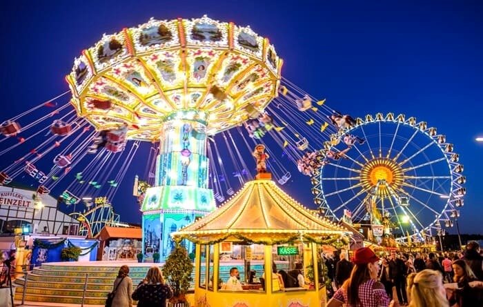 Suroboyo Carnival Park