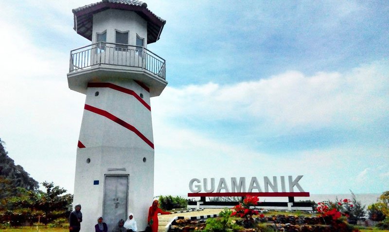 Pantai-Gua-Manik