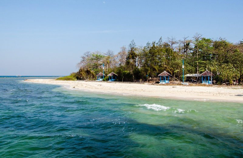 Tempat Wisata di Jepara Pulau-Panjang