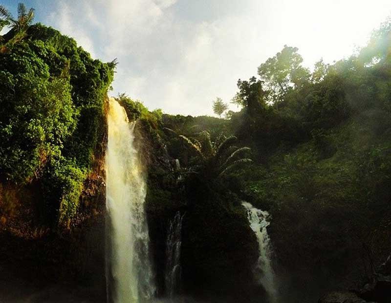 Air-Terjun-Songgolangit