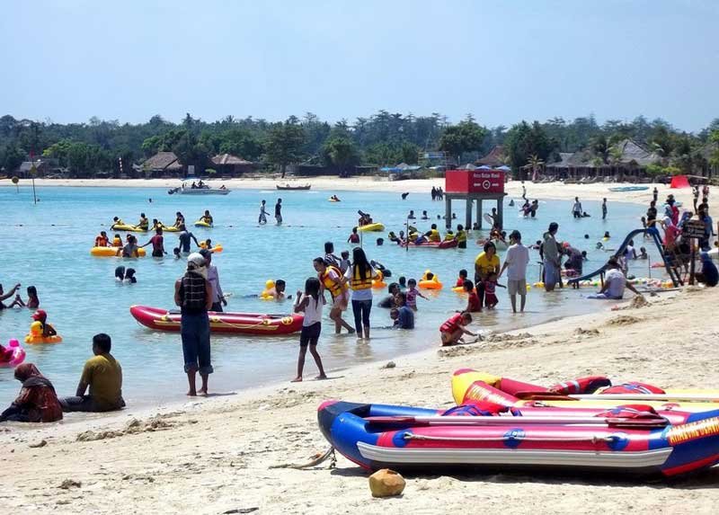 Pantai-Bandengan